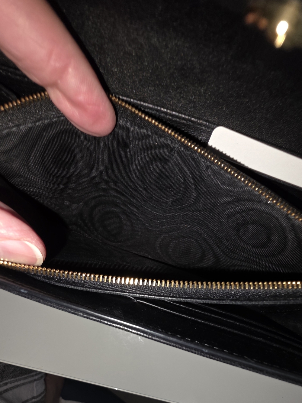 Dior Black Quilted Leather Wallet with Gold-Tone Hardware - Picture 6 of 8